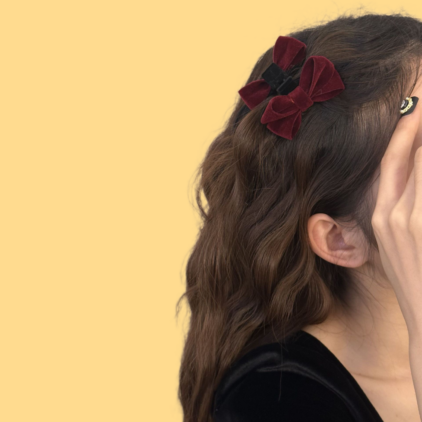 Velvet Bow Hair Clip - Vintage French Barrette (Red/Black)