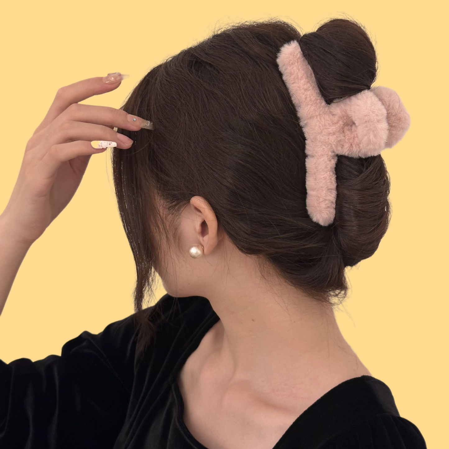 Plush Oversized Hair Claw - Winter Luxe Scrunch Clip (6 Colors)