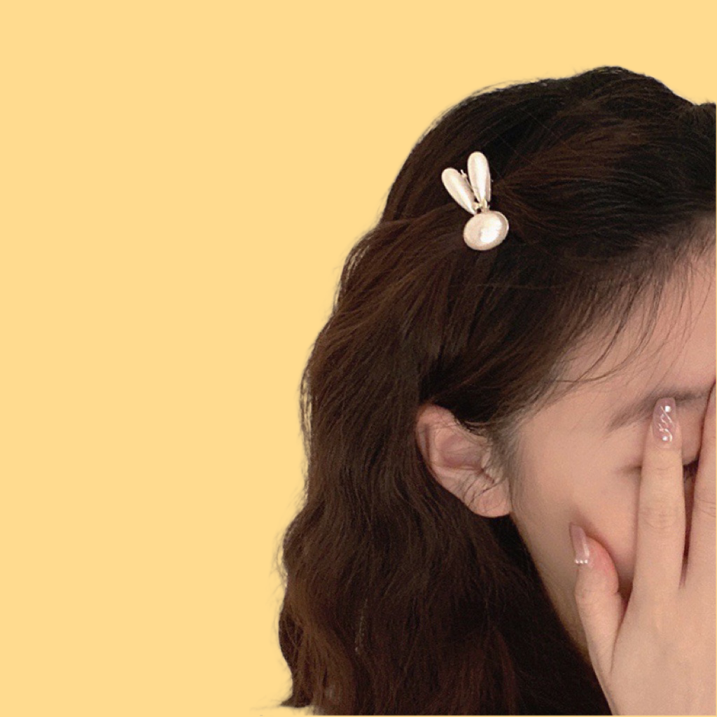 Bunny Pearl Hair Clip