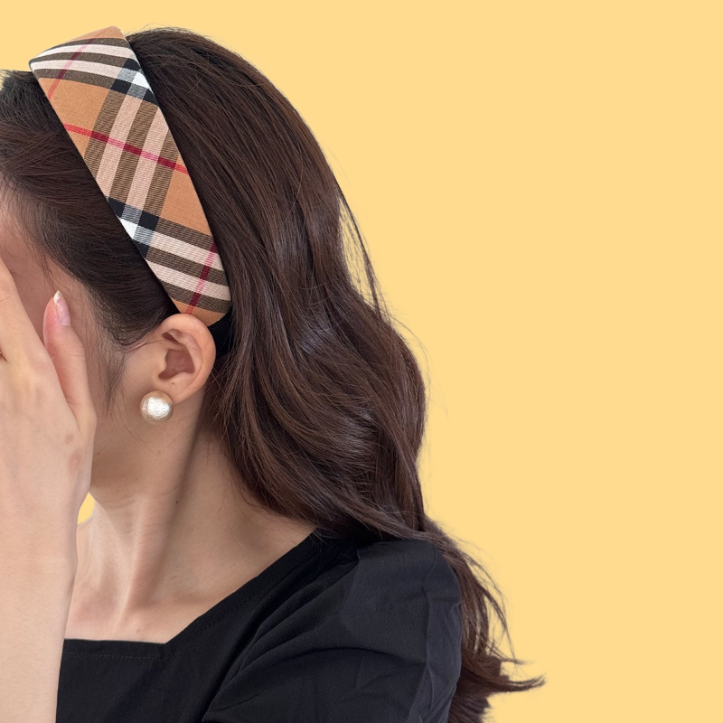 Classic Plush Checkered Headband - French Elegance