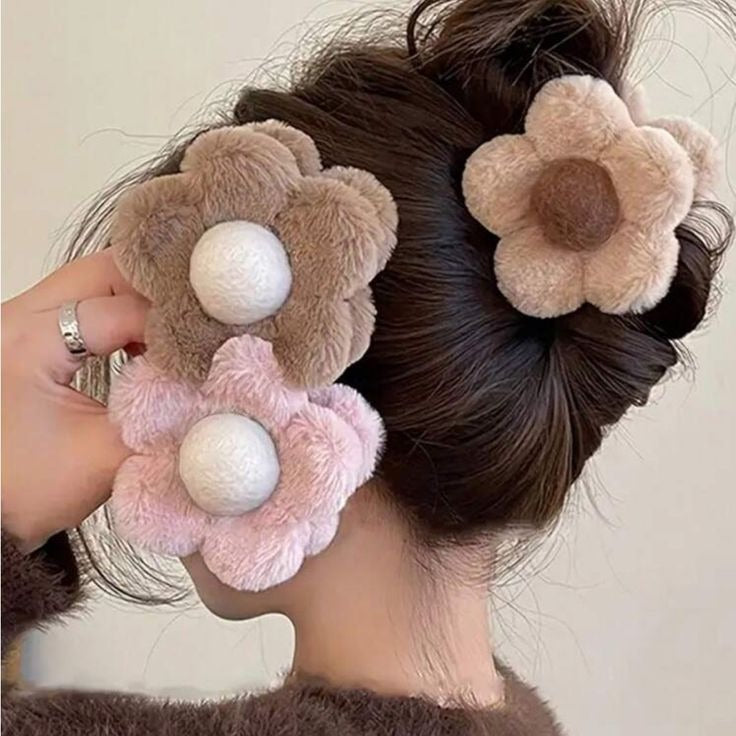 Hair Clips & Barrettes