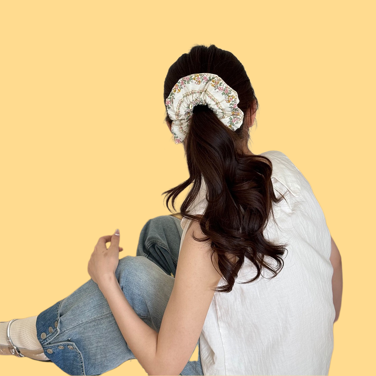 Floral Rose Jacquard Scrunchie - French Elegance Hair Tie
