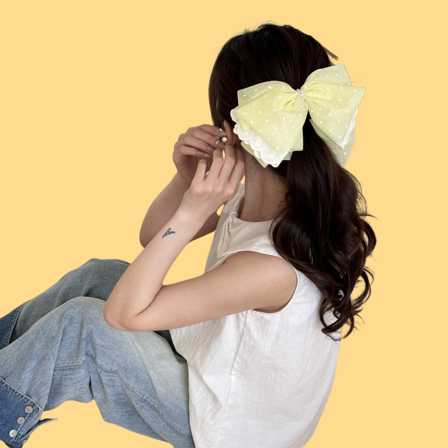 Starry Mesh Hair Claw - Pearl Bow Clip
