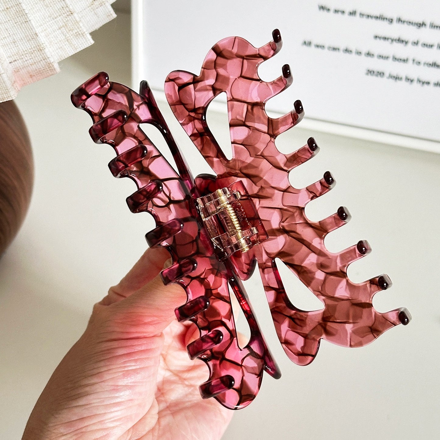 Extra Large Claw Hair Clip In Blending Color